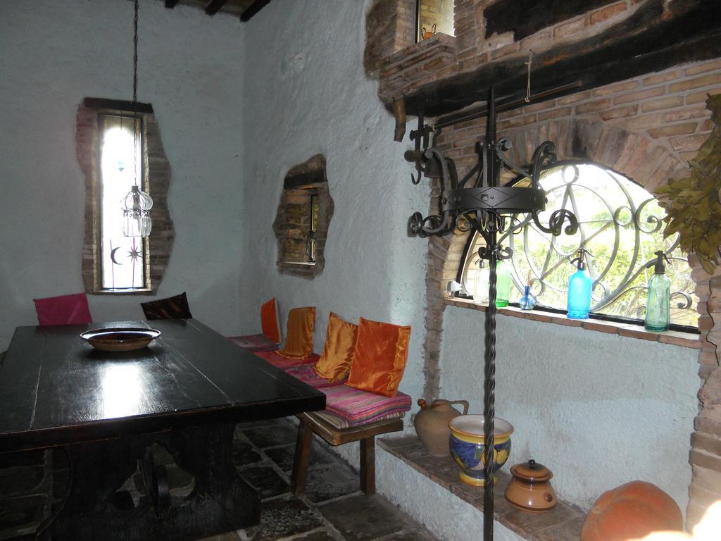 Il Giardino Degli Ulivi Villa Castelraimondo Luaran gambar