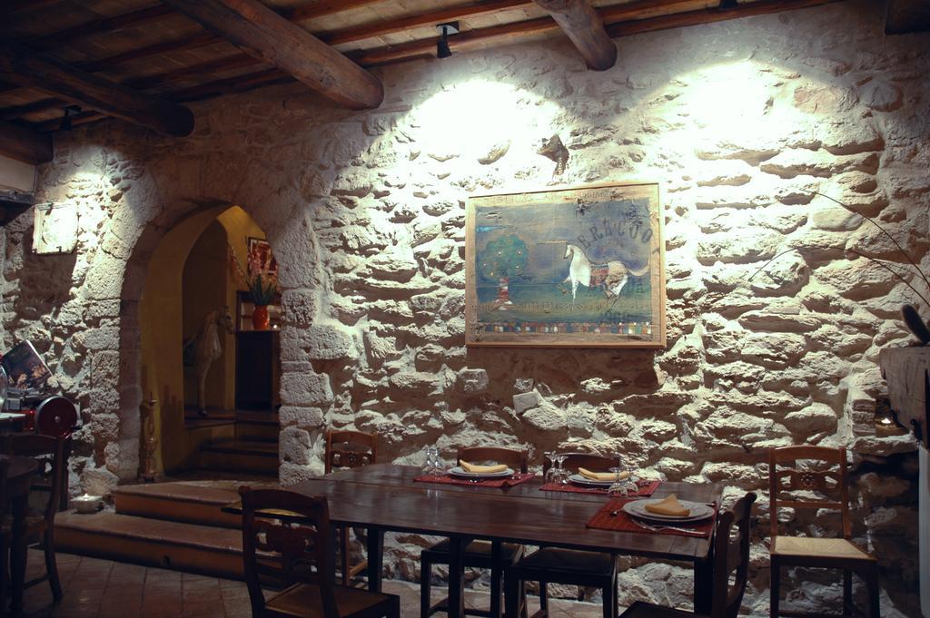 Il Giardino Degli Ulivi Villa Castelraimondo Luaran gambar